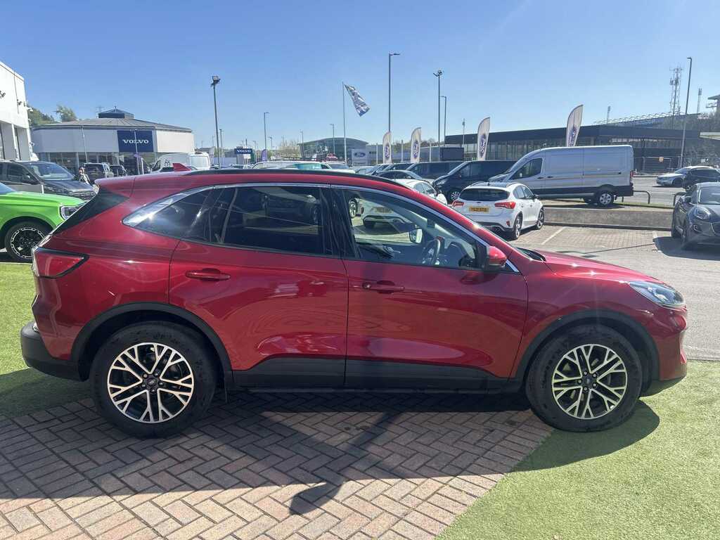 Ford Kuga 1.5 Ecoboost 150 Titanium Edition YE22UYR Red #4