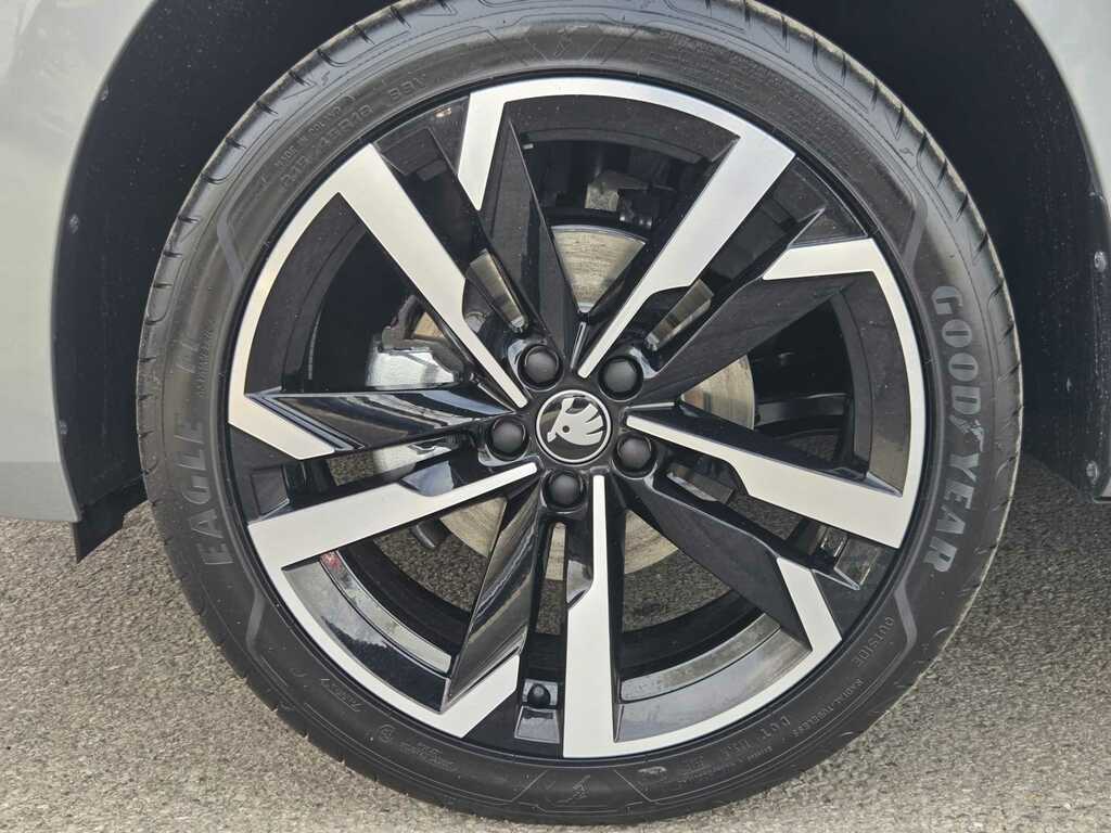 Skoda Kamiq 1.0 Tsi Monte Carlo Edition Dsg YX26LUP Silver #5
