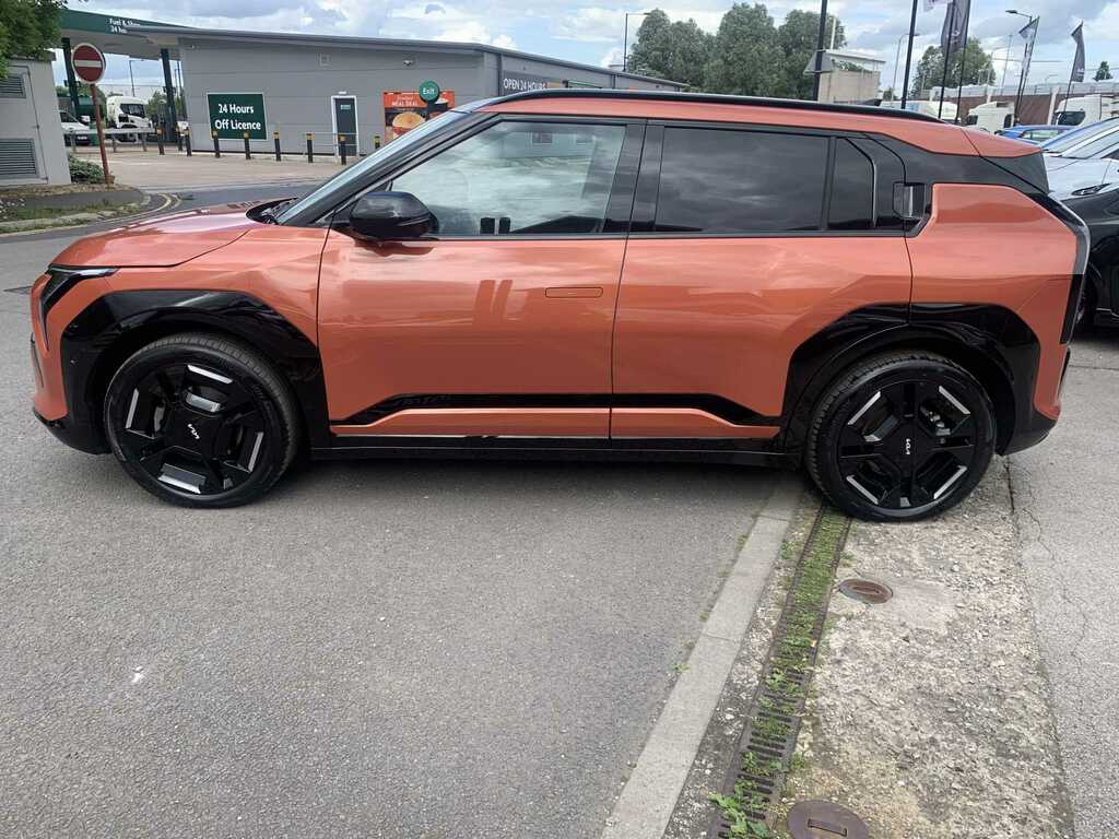 Kia EV3 148Kw Gt-line S 81.4Kwh Orange #4