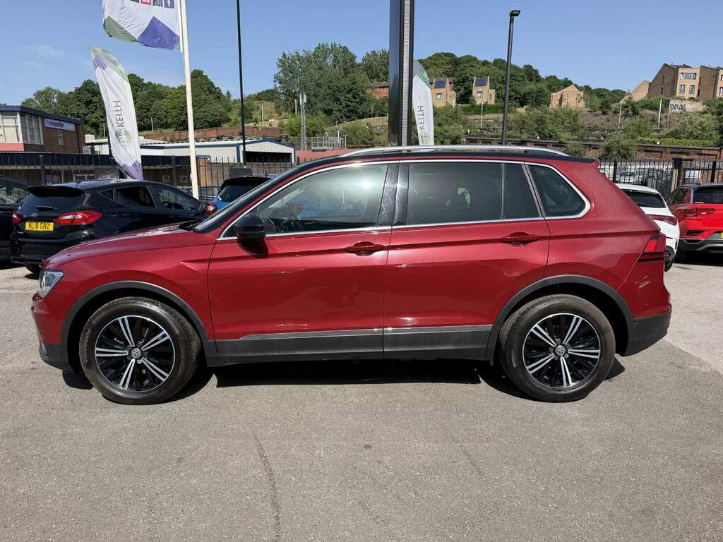 Volkswagen Tiguan 1.4 Tsi 125 Se Nav YR18ZDJ Red #4