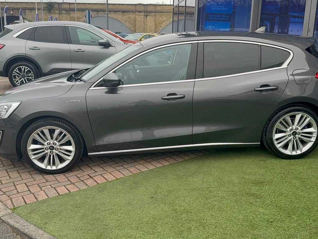 Ford Focus 1.0T Ecoboost Vignale Hatchback Grey #6