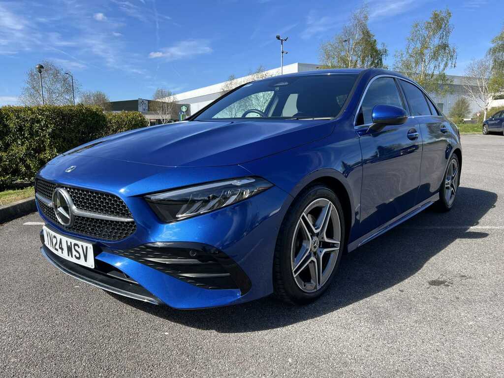 Mercedes-Benz A Class A180 Amg Line Executive YN24WSV Blue #3