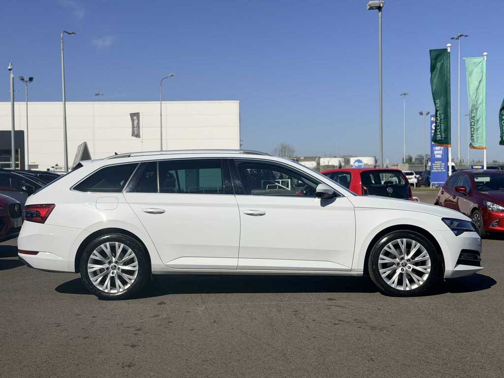 Skoda Superb 2.0 Tdi Cr Se L Dsg White #4