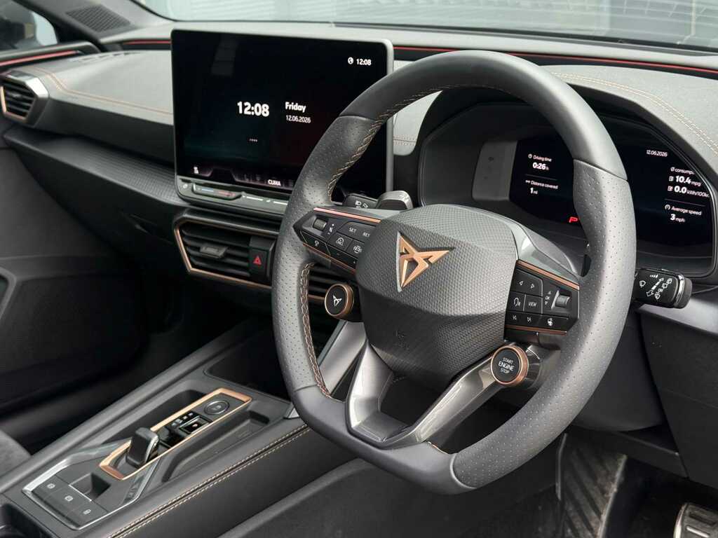 Cupra Leon 1.5 Ehybrid 204 V2 Dsg Purple #2
