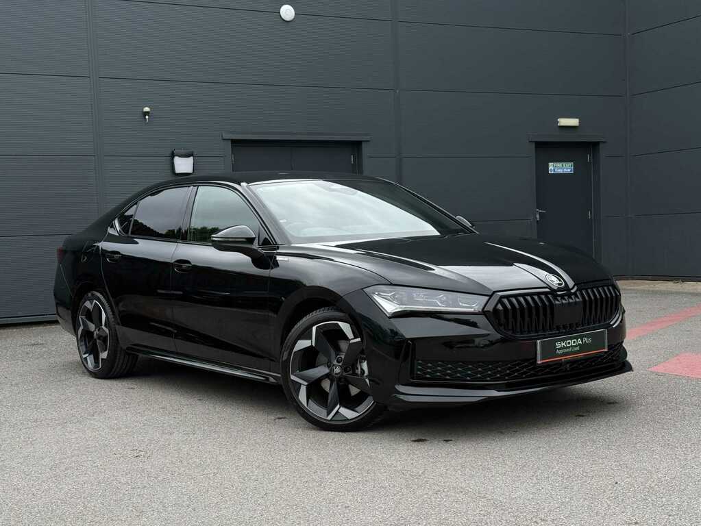 Skoda Superb 1.5 Tsi E-tec Sportline Dsg Black