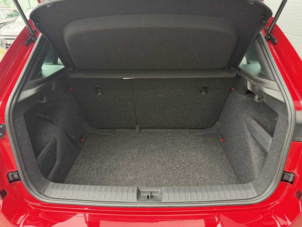 Skoda Kamiq 1.5 Tsi Monte Carlo Dsg Red #4