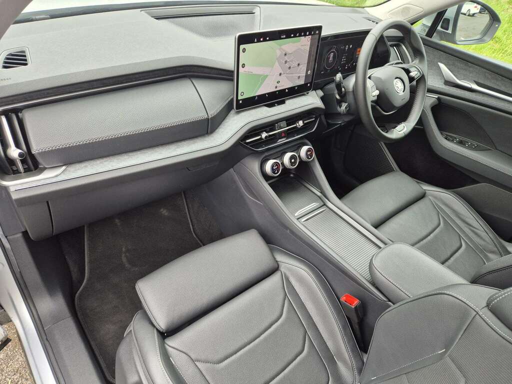 Skoda Kodiaq 1.5 Tsi Iv 204 Se L Dsg Silver #2