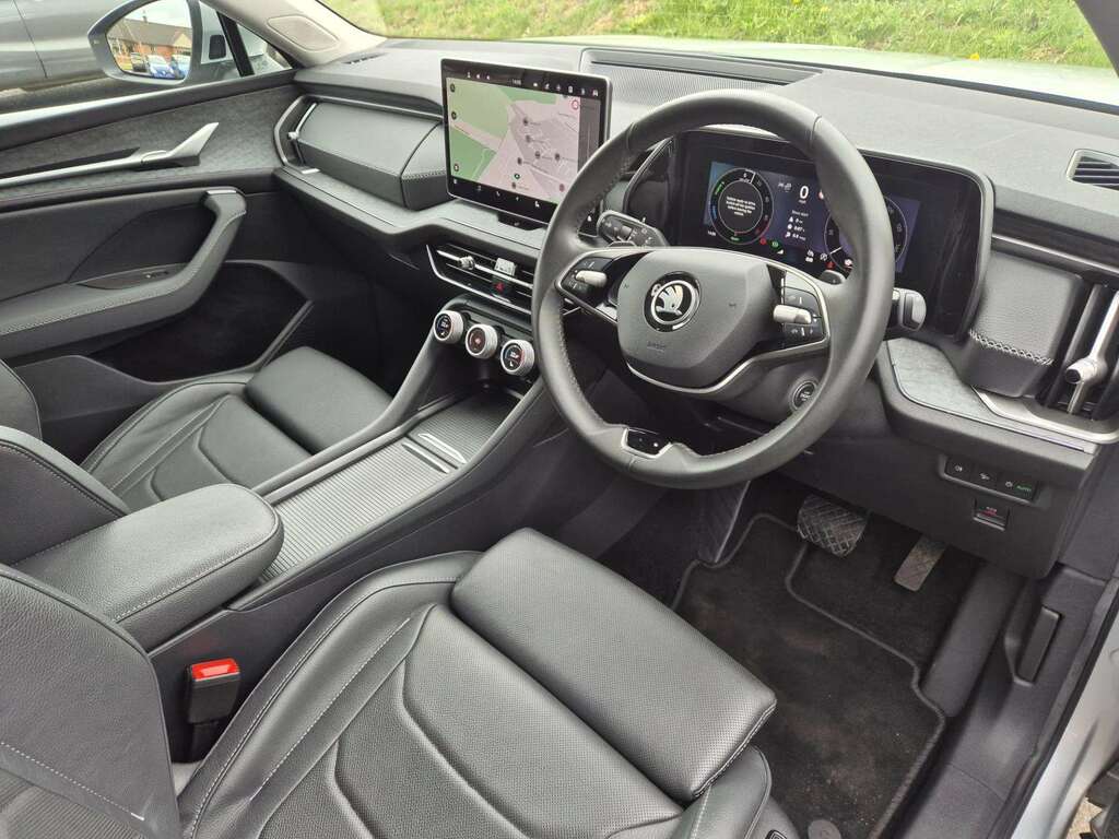 Skoda Kodiaq 1.5 Tsi Iv 204 Se L Dsg Silver #4