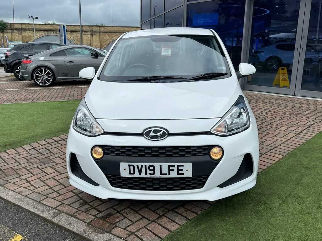 Hyundai I10 Play Red #16