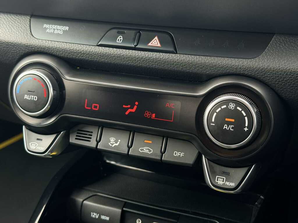 Kia Stonic Stonic 4 Isg Black #24