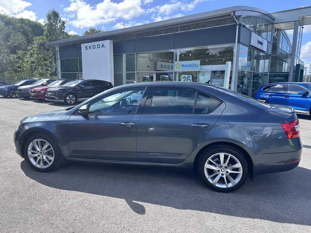 Skoda Octavia 1.5 Tsi Se L YD68ZMK Grey #6
