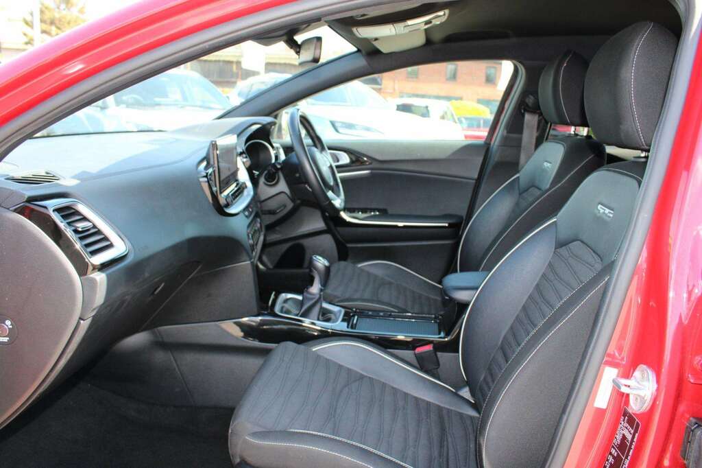 Kia Proceed 1.5 T-gdi Gt-line White #20