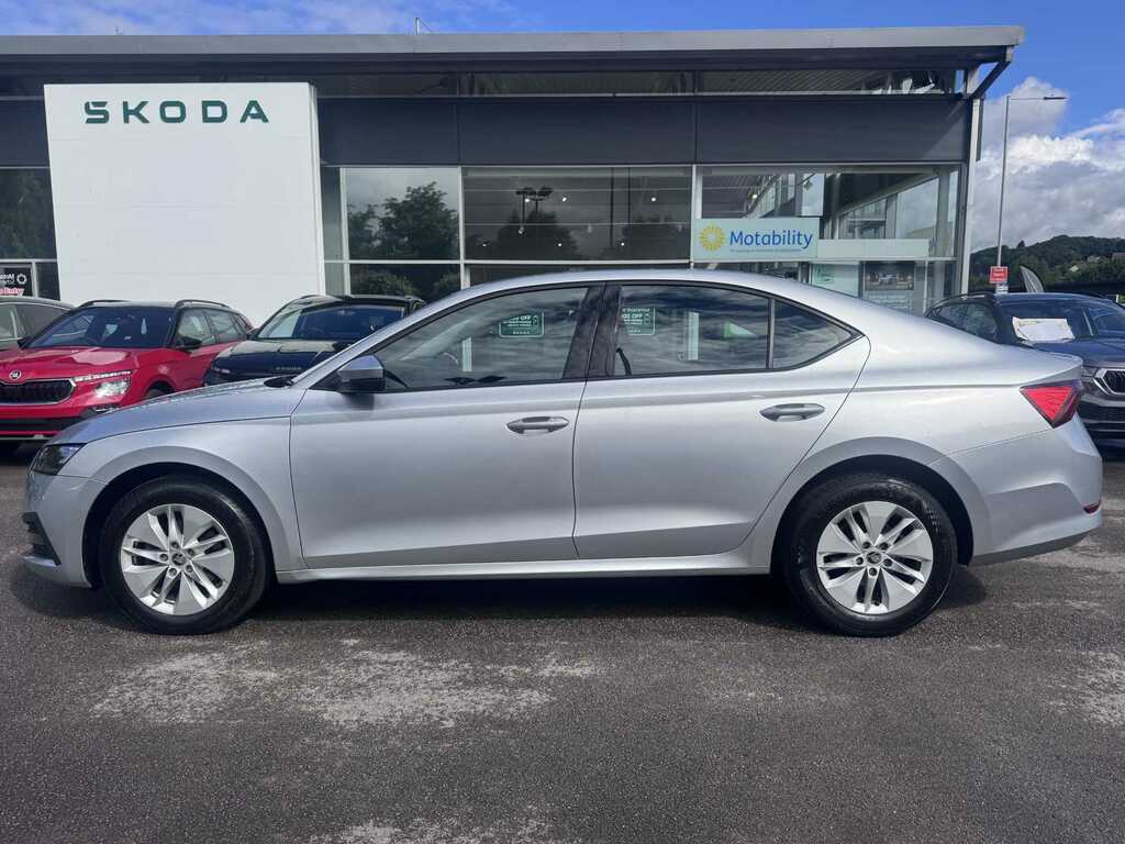 Skoda Octavia 1.5 Tsi Se YA23OCF Silver #3