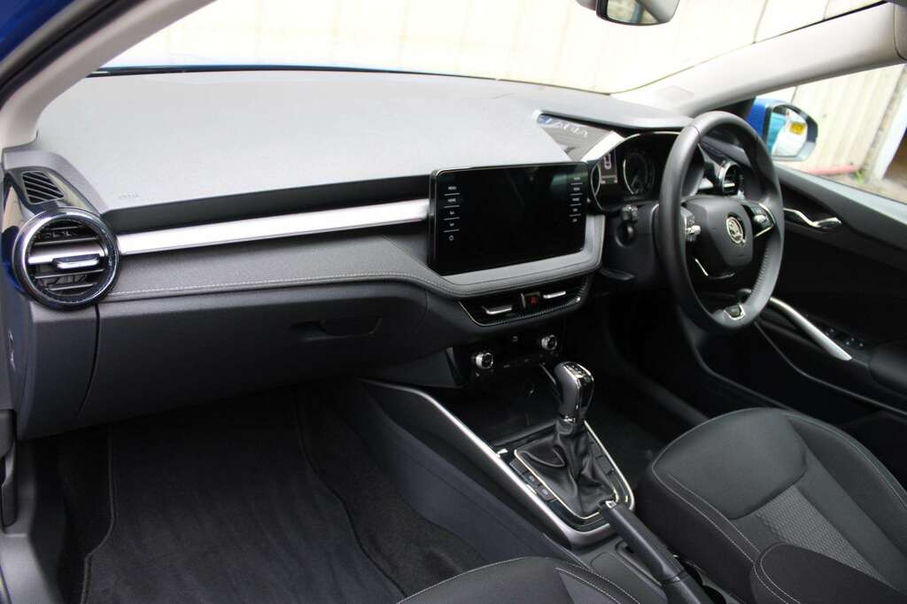 Skoda Fabia Fabia Colour Edition Tsi White #11