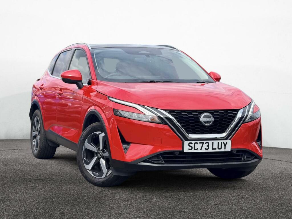 Nissan Qashqai 1.3 Dig-t Mh N-connecta SC73LUY Red