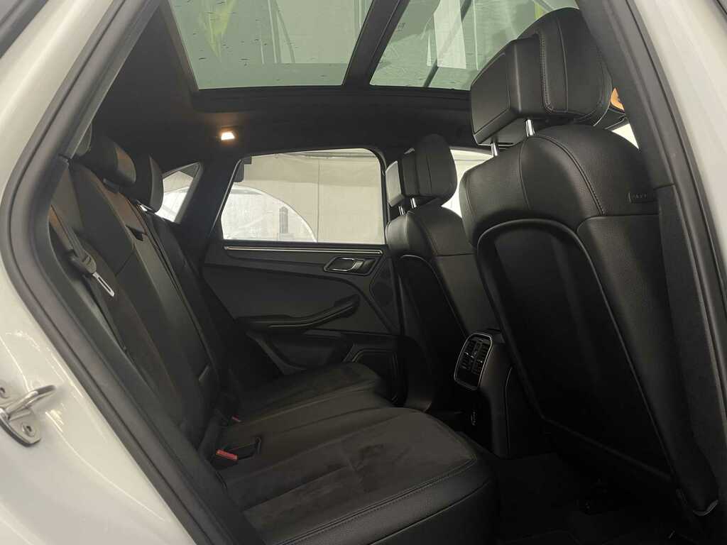 Porsche Macan Suv Red #23