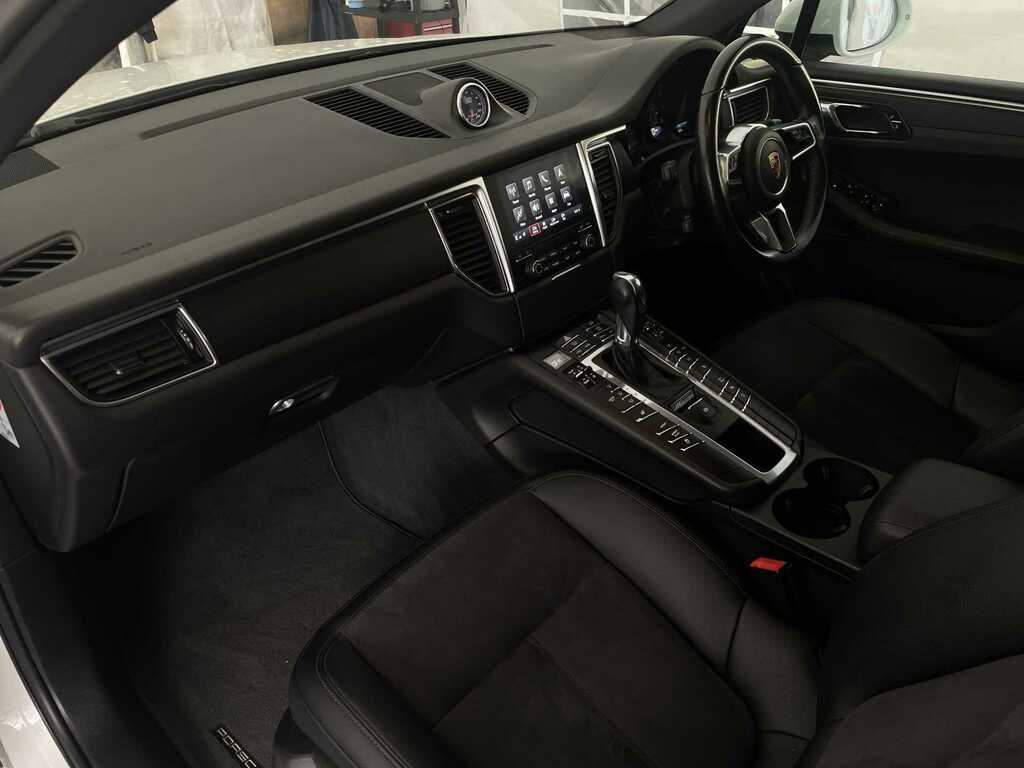 Porsche Macan Suv Red #30