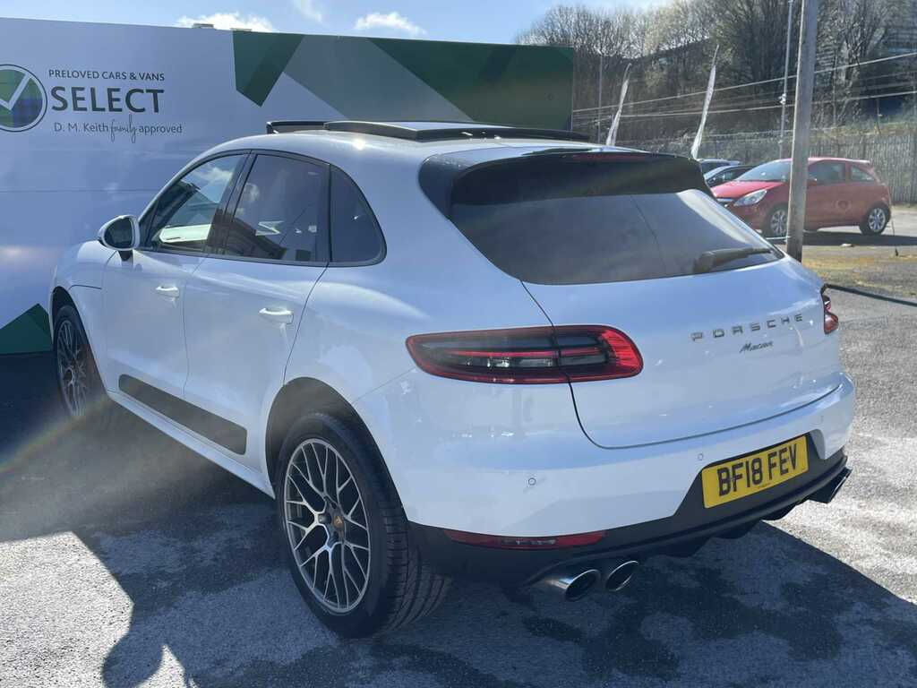 Porsche Macan Suv Red #14