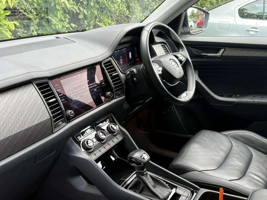 Skoda Kodiaq 1.5 Tsi Se L Executive Dsg 7 Seat YF24OSW Black #4
