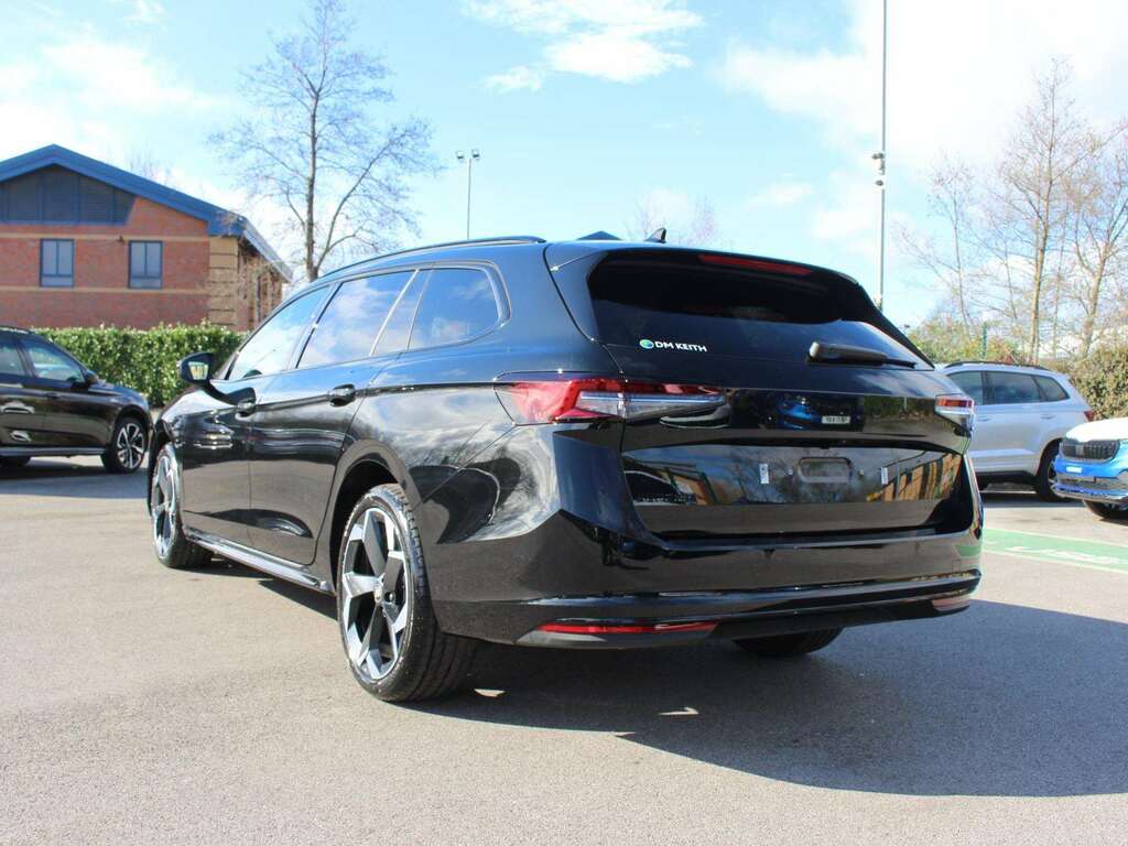 Skoda Superb 1.5 Tsi Iv Sportline Dsg Black #3