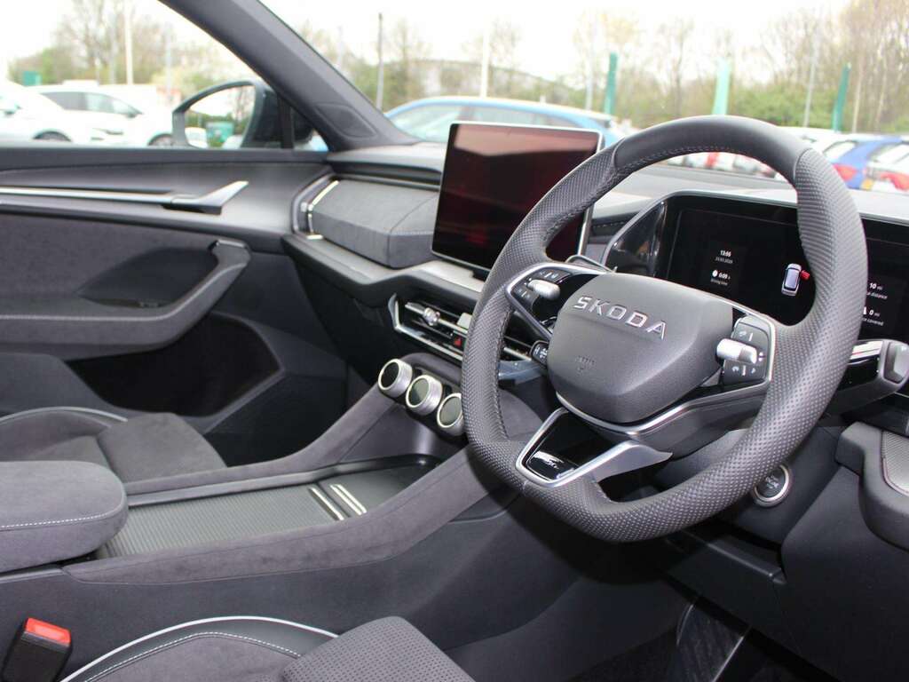 Skoda Kodiaq 1.5 Tsi Iv 204 Sportline Dsg Silver #6