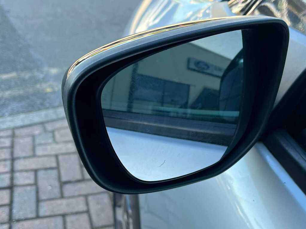 Citroen C4 Cactus Hatchback Purple #28