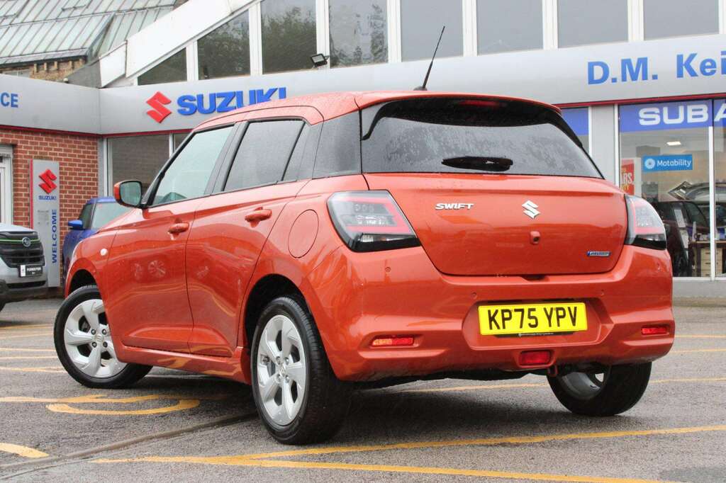 Suzuki Swift 1.2 Mild Hybrid Motion KP75YPV Orange #5