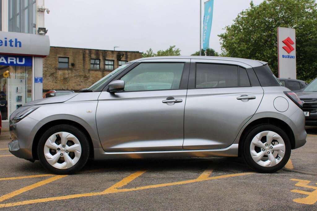 Suzuki Swift 1.2 Mild Hybrid Motion KP75YNF Silver #3