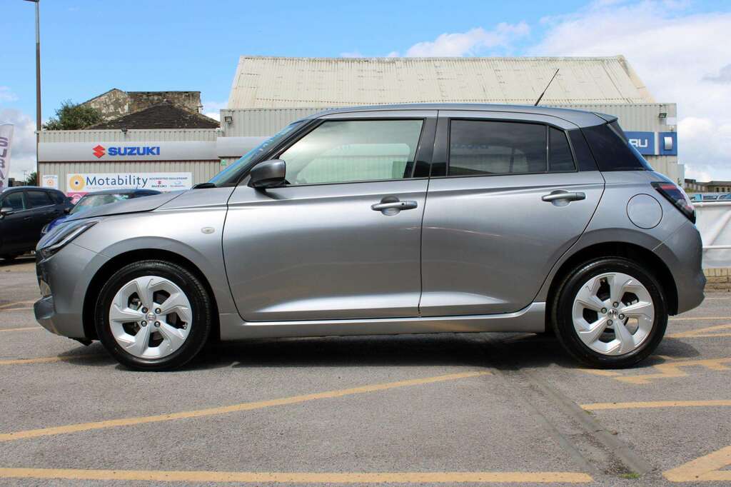 Suzuki Swift Motion Mhev Silver #3