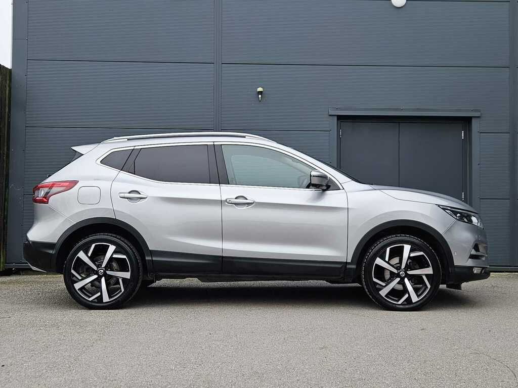 Nissan Qashqai 1.3 Dig-t 160 Tekna Silver #3
