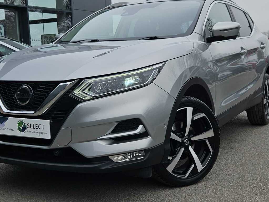 Nissan Qashqai 1.3 Dig-t 160 Tekna Silver #6