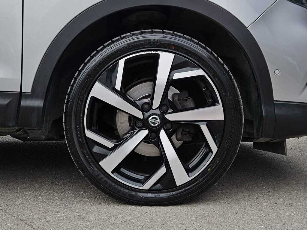 Nissan Qashqai 1.3 Dig-t 160 Tekna Silver #5