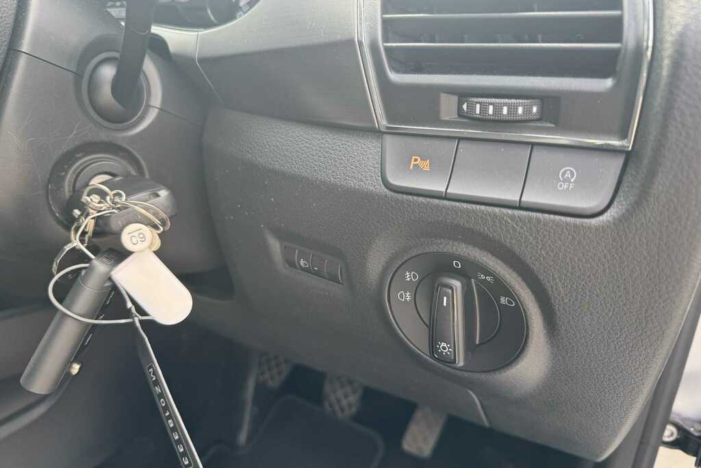 Skoda Fabia 1L Se Blue #18