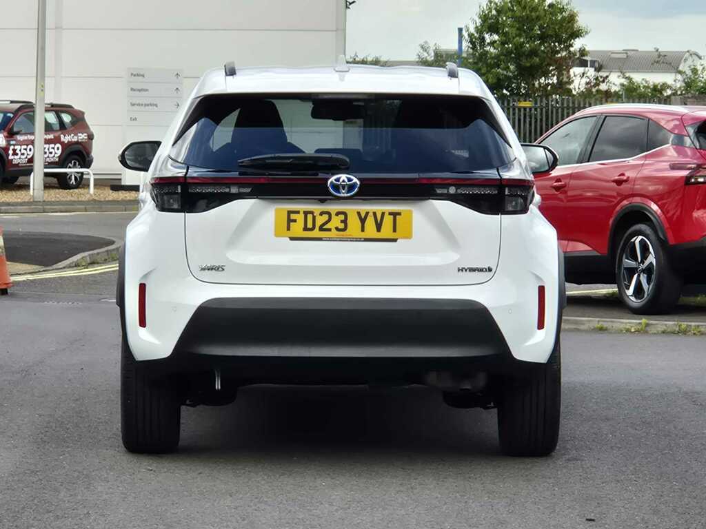 Toyota Yaris Cross 1.5 Hybrid Excel Cvt FD23YVT White #6