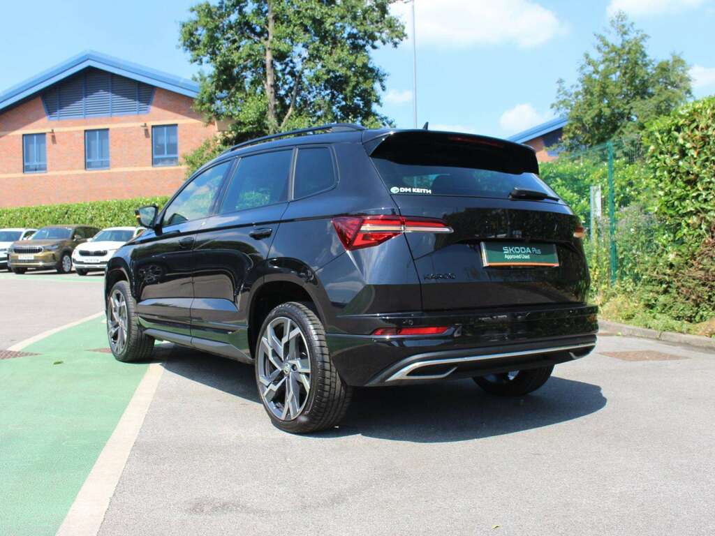 Skoda Karoq 1.5 Tsi Sportline Dsg EU74AWZ Black #3