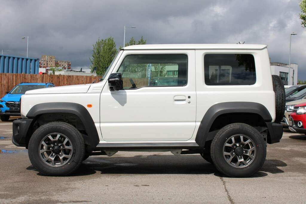 Suzuki Jimny Sierra White #5