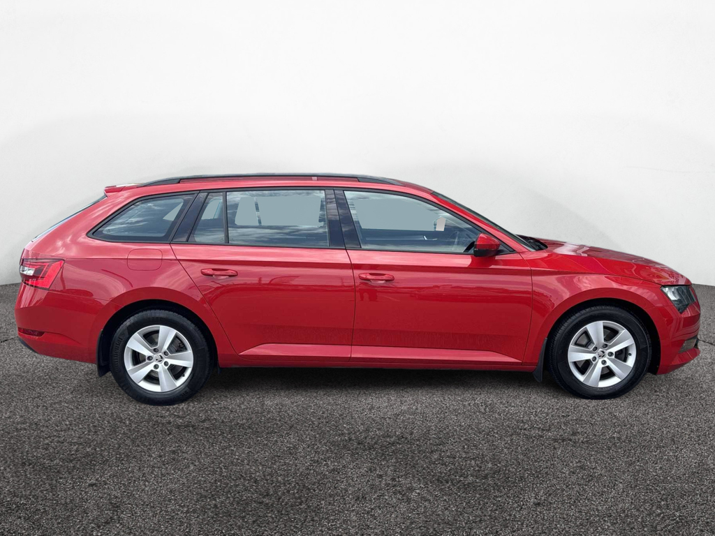Skoda Superb 1.4 Tsi S Red #4