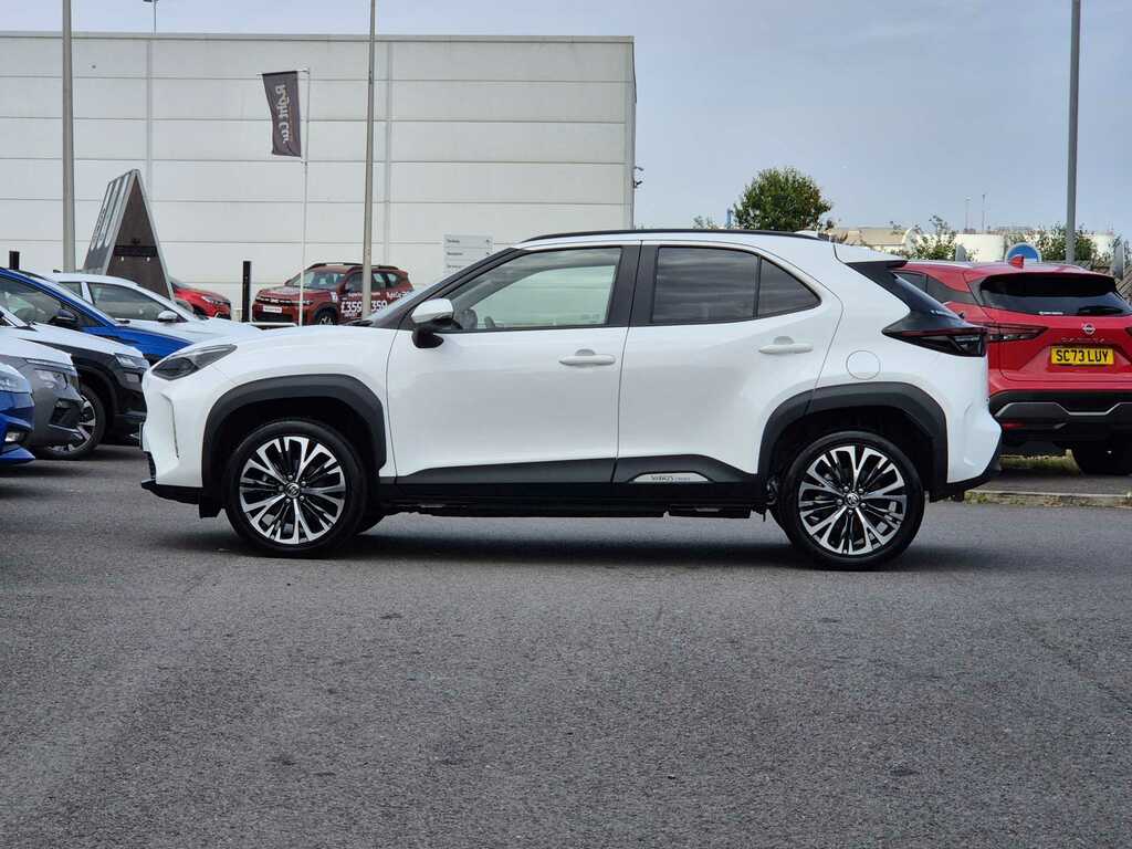 Toyota Yaris Cross 1.5 Hybrid Excel Cvt YD23JBR White #4
