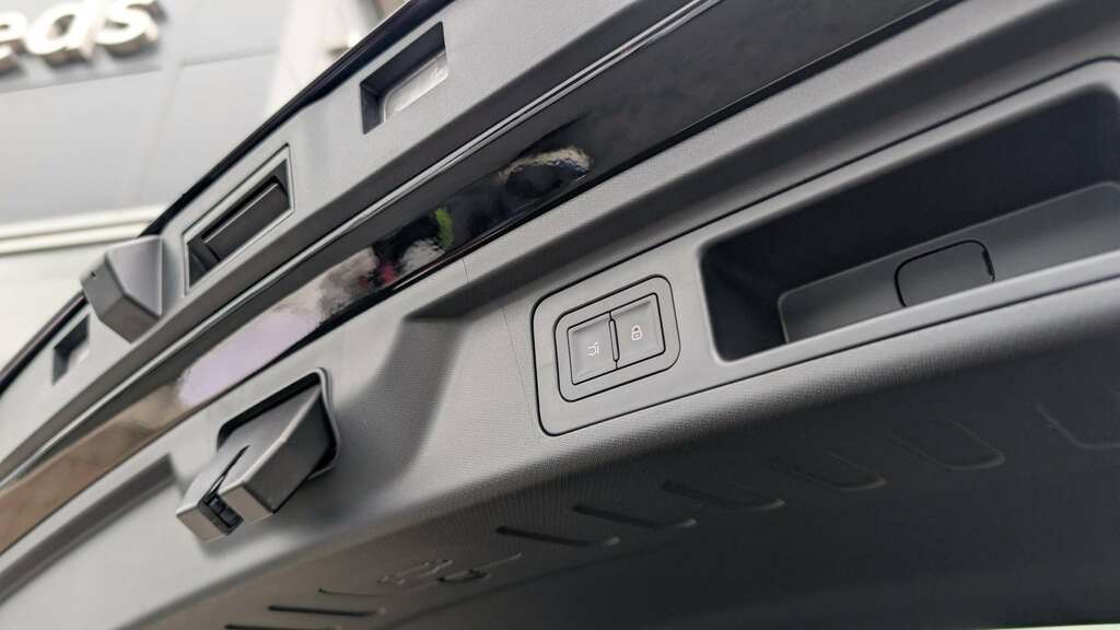 Byd Atto 3 60.48Kwh Design Suv 204 Ps Grey #26