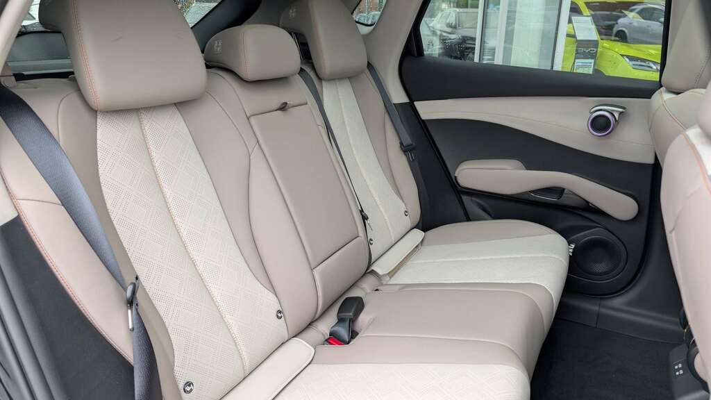 Byd Atto 3 60.48Kwh Design Suv 204 Ps Grey #9