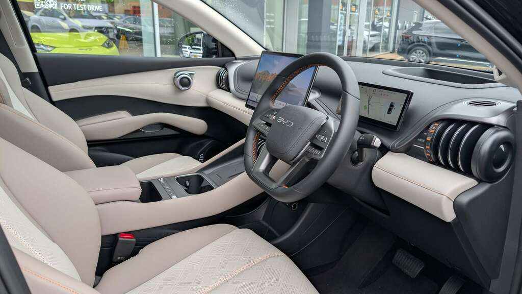 Byd Atto 3 330Kw Excellence Awd 75Kwh Black #6