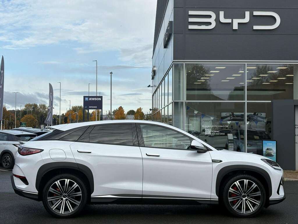 Byd Sealion 7 390Kw Excellence Awd 91Kwh White #4