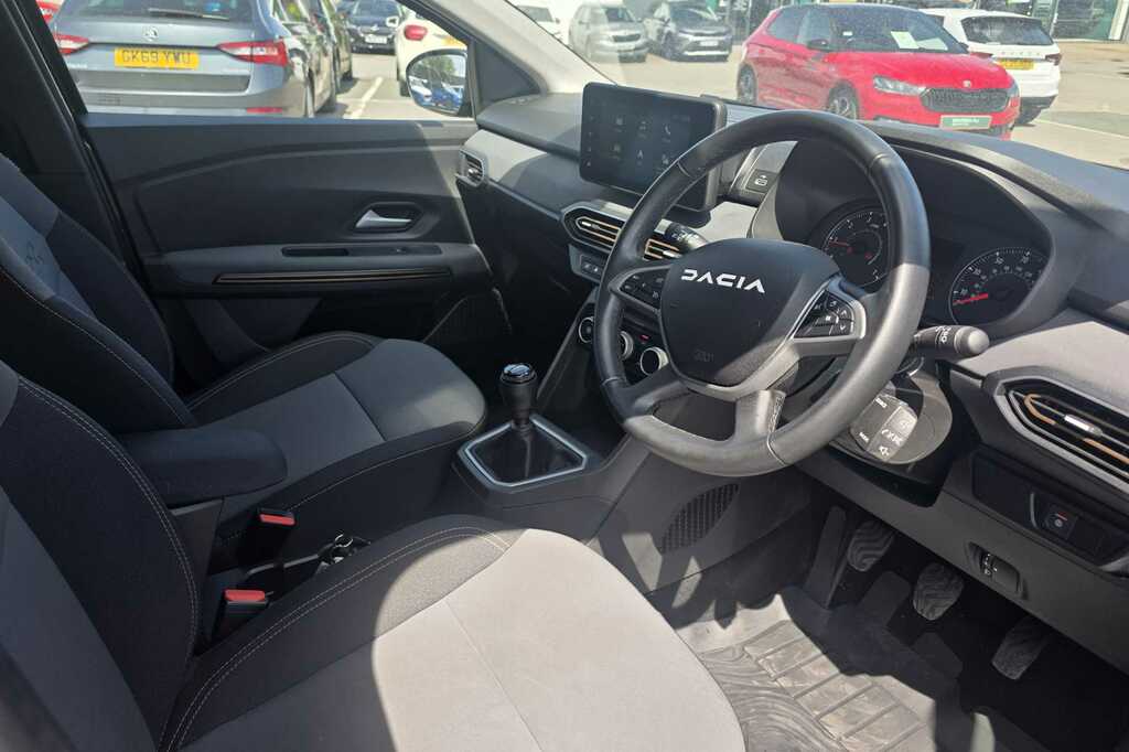Dacia Jogger 1.0 Tce Extreme Green #6