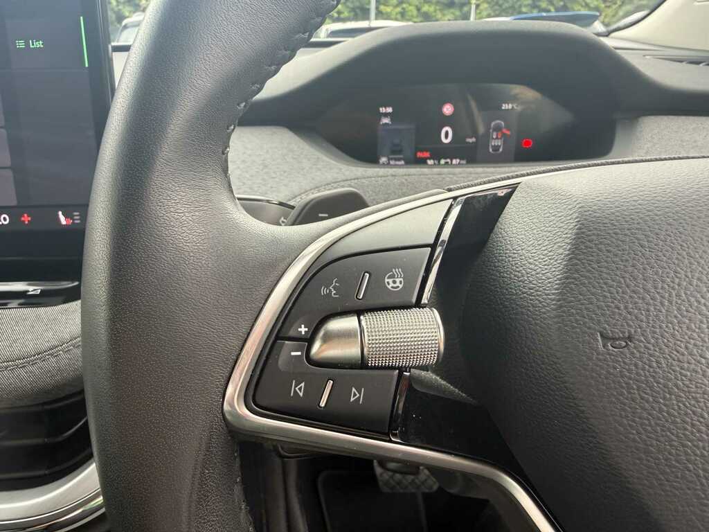 Skoda ENYAQ Edition Silver #33