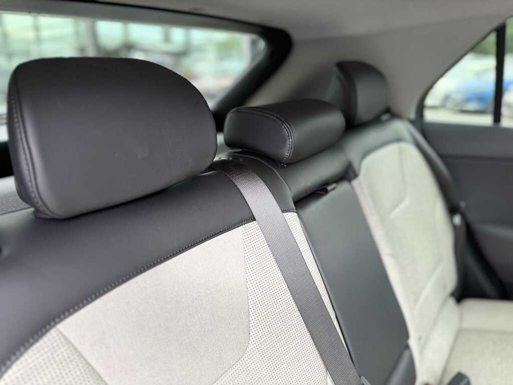 Kia e-Niro 64.8Kwh 4 Suv 201 Bhp Blue #23
