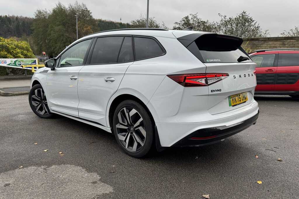 Skoda ENYAQ 210Kw 85 Sportline 82Kwh White #3