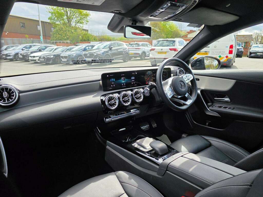 Mercedes-Benz CLA Class Cla 200 Amg Line Executive Tip OY72ZNP Red #5