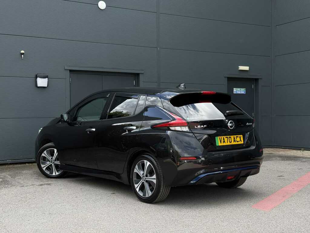 Nissan Leaf Tekna Black #3