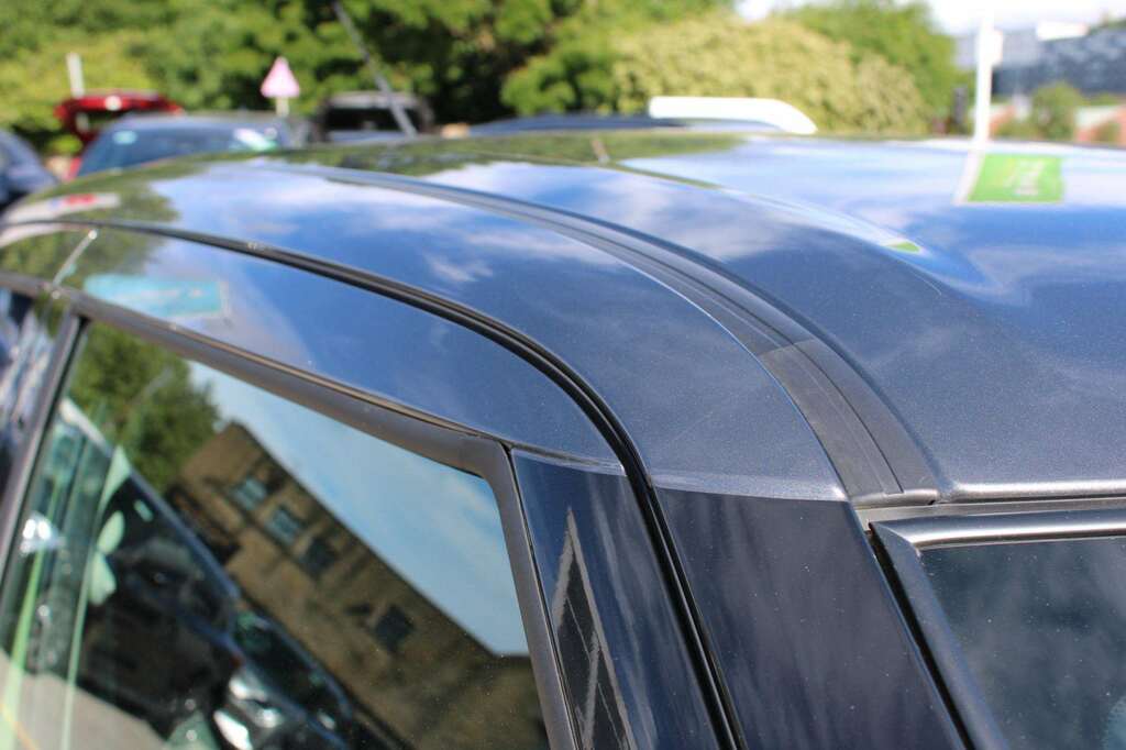 Suzuki Swift 1.2 Mild Hybrid Motion White #9