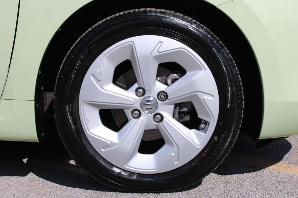 Suzuki Swift 1.2 Mild Hybrid Motion White #16